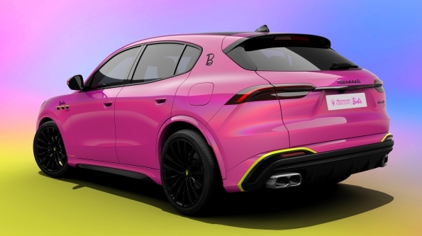20304-MaseratiBarbieGrecaleherovisual266.png (595×333)